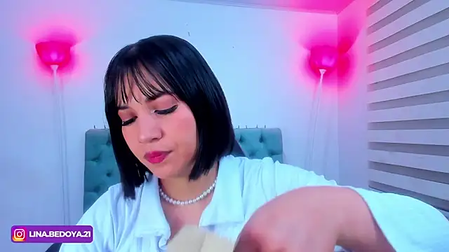 lina bedoya  online show from 23, 1, 2025