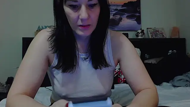 CrystalLakeXO online show from 2, 11, 2025