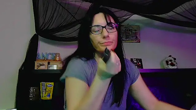 Snapshot of CrystalLakeXO chatting on 11, 6, 2026 CrystalLakeXO online show from 11, 6, 2026