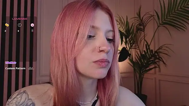 Snapshot of arielabradberry chatting on 23, 7, 2026 arielabradberry online show from 23, 7, 2026