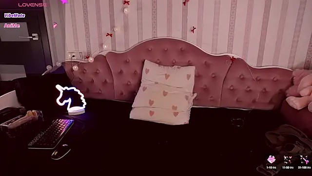 Snapshot of AliceNikke chatting on 25, 1, 2025 AliceNikke online show from 25, 1, 2025