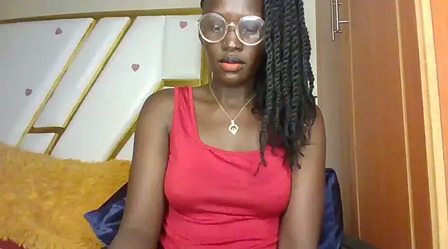 Snapshot of cutesmiling chatting on 8, 2, 2025 cutesmiling online show from 8, 2, 2025