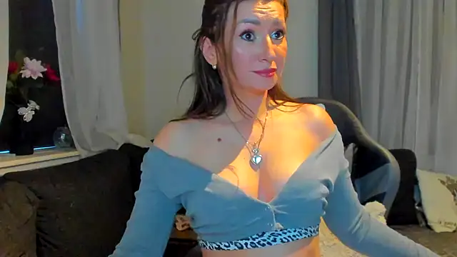 SweetAriana26 online show from 14, 1, 2026