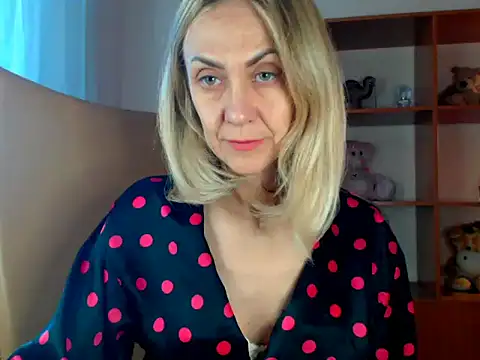 Snapshot of Tanya6547 chatting on 21, 10, 2025 Tanya6547 online show from 21, 10, 2025