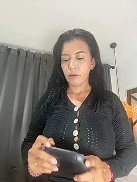 Snapshot of Angel_Perv chatting on 22, 4, 2026 Angel Perv online show from 22, 4, 2026