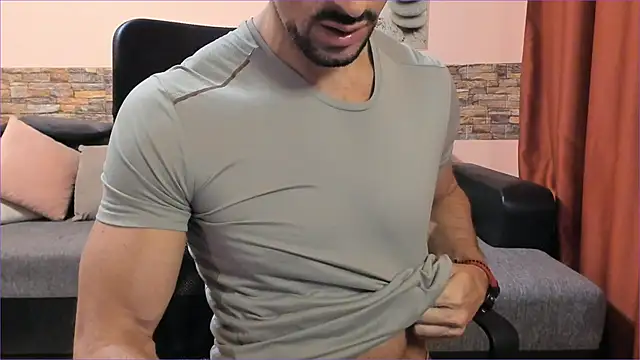 HotHunkTrainer online show from 21, 9, 2025