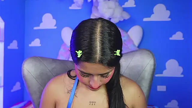 miss romyna online show from 9, 4, 2026