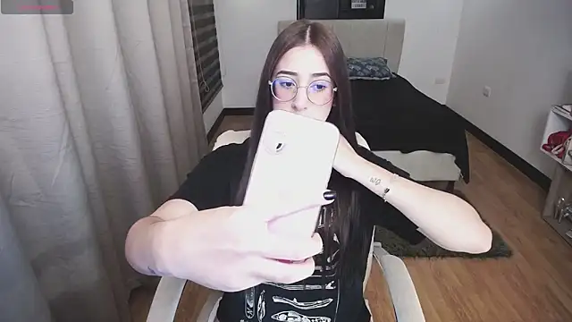 Snapshot of Imkitty-Horny chatting on 12, 9, 2025 Imkitty-Horny online show from 12, 9, 2025