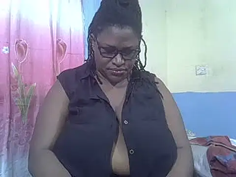 Snapshot of sexy_bigboobss chatting on 20, 3, 2025 sexy bigboobss online show from 20, 3, 2025
