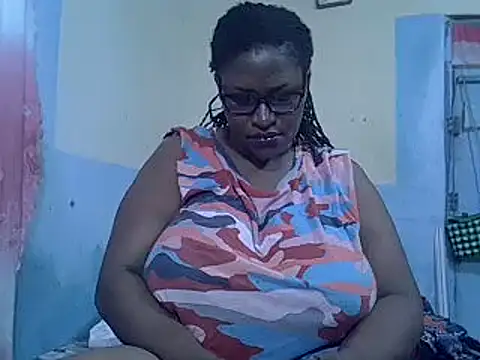 Snapshot of sexy_bigboobss chatting on 16, 9, 2025 sexy bigboobss online show from 16, 9, 2025