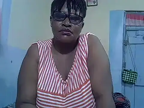 Snapshot of sexy_bigboobss chatting on 22, 9, 2025 sexy bigboobss online show from 22, 9, 2025