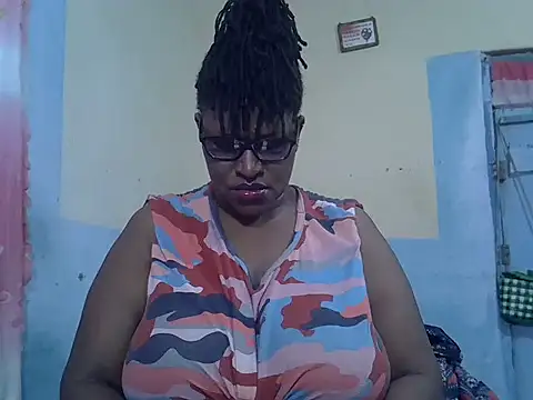 Snapshot of sexy_bigboobss chatting on 26, 9, 2025 sexy bigboobss online show from 26, 9, 2025