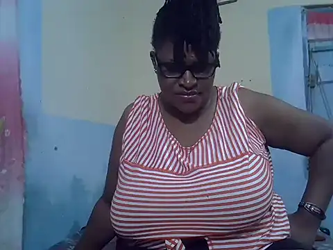 Snapshot of sexy_bigboobss chatting on 29, 9, 2025 sexy bigboobss online show from 29, 9, 2025