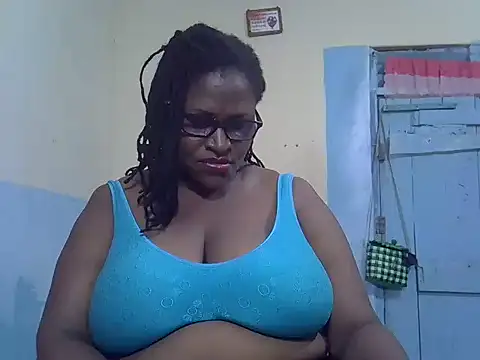 Snapshot of sexy_bigboobss chatting on 7, 11, 2025 sexy bigboobss online show from 7, 11, 2025