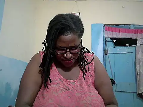 Snapshot of sexy_bigboobss chatting on 15, 11, 2025 sexy bigboobss online show from 15, 11, 2025