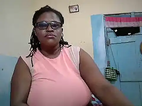 Snapshot of sexy_bigboobss chatting on 22, 11, 2025 sexy bigboobss online show from 22, 11, 2025