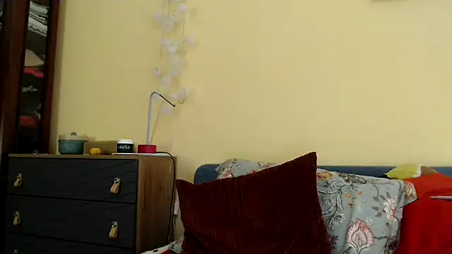 Scarlettford online show from 3, 1, 2025