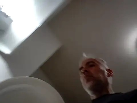 Snapshot of Xoc8_ chatting on 19, 10, 2025 Xoc8 online show from 19, 10, 2025