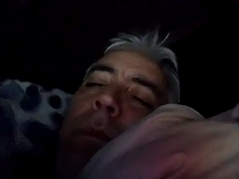 Snapshot of Xoc8_ chatting on 9, 11, 2025 Xoc8 online show from 9, 11, 2025