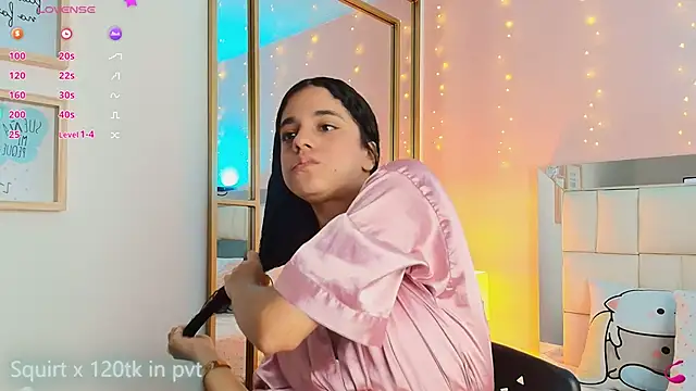 Snapshot of anahi_maite chatting on 5, 2, 2026 anahi maite online show from 5, 2, 2026