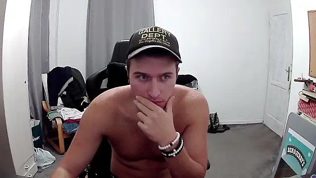 PKrisztian online show from 6, 10, 2025