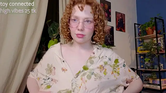 Snapshot of _lightmyfire chatting on 1, 2, 2025  lightmyfire online show from 1, 2, 2025