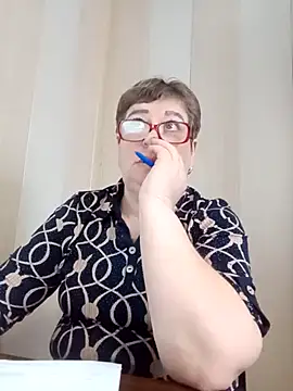 Lee Nell online show from 4, 2, 2025