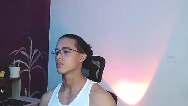 Snapshot of alejo_x3 chatting on 9, 3, 2025 alejo x3 online show from 9, 3, 2025