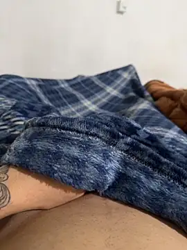 jhnn  online show from 15, 4, 2026