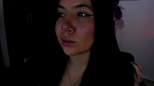 Snapshot of AilynRed chatting on 7, 2, 2025 AilynRed online show from 7, 2, 2025