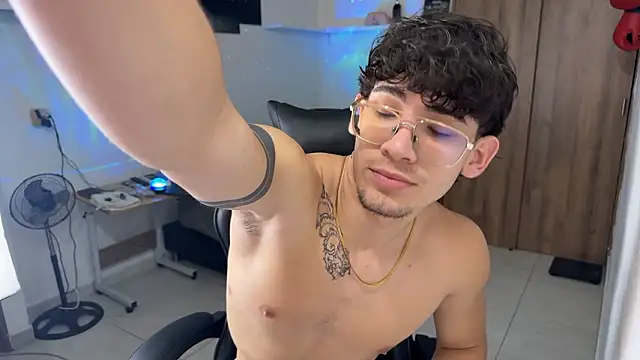 Kisan Smith online show from 25, 2, 2026