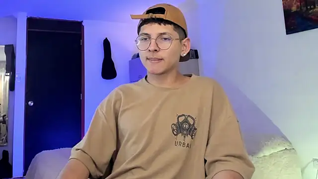 a lejandro 0 8 online show from 4, 2, 2025