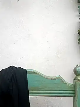 Snapshot of ConeNella chatting on 21, 12, 2024 ConeNella online show from 21, 12, 2024