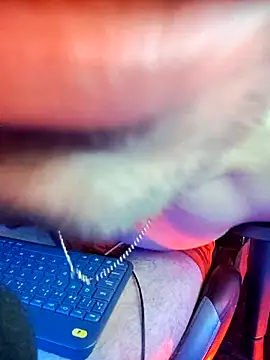 sexyboycolombi4 online show from 19, 10, 2025