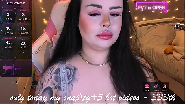 Snapshot of og_maddison chatting on 1, 3, 2025 og maddison online show from 1, 3, 2025