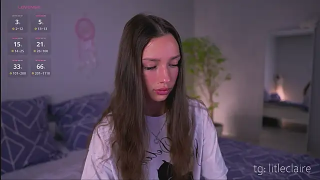 Snapshot of new_Claire chatting on 13, 9, 2025 new Claire online show from 13, 9, 2025