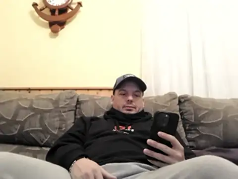 Snapshot of Jose_HotLatino chatting on 17, 1, 2026 Jose HotLatino online show from 17, 1, 2026