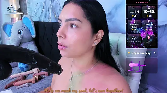 Snapshot of evelinn_belen chatting on 9, 7, 2026 evelinn belen online show from 9, 7, 2026