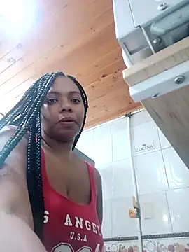 lia mariana online show from 11, 11, 2025