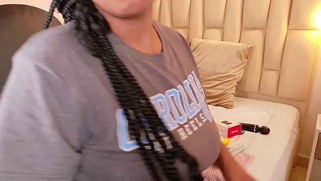 lia mariana online show from 16, 11, 2025