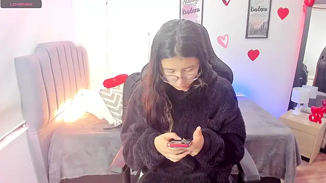 Snapshot of Amy_joones chatting on 20, 2, 2025 Amy joones online show from 20, 2, 2025