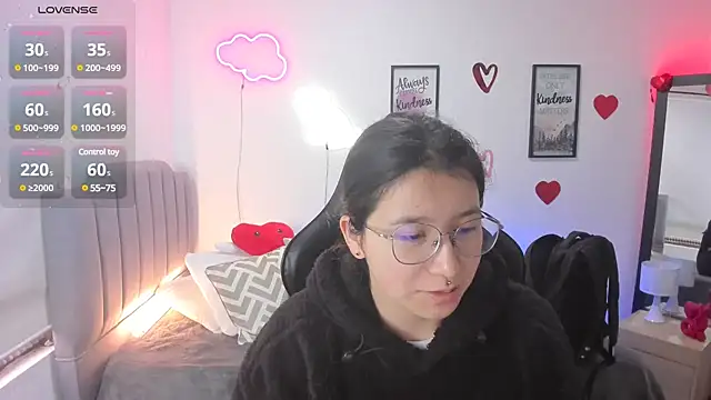 Snapshot of Amy_joones chatting on 21, 2, 2025 Amy joones online show from 21, 2, 2025