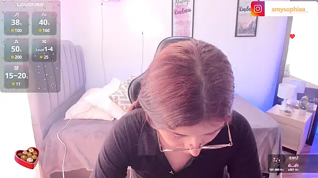 Snapshot of Amy_joones chatting on 6, 3, 2025 Amy joones online show from 6, 3, 2025