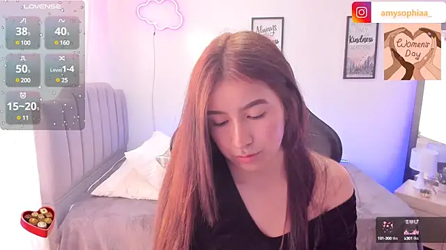 Snapshot of Amy_joones chatting on 8, 3, 2025 Amy joones online show from 8, 3, 2025