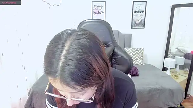 Snapshot of Amy_joones chatting on 17, 9, 2025 Amy joones online show from 17, 9, 2025