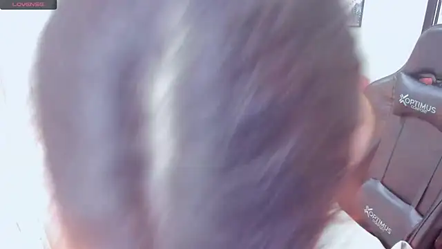 Snapshot of Amy_joones chatting on 5, 11, 2025 Amy joones online show from 5, 11, 2025