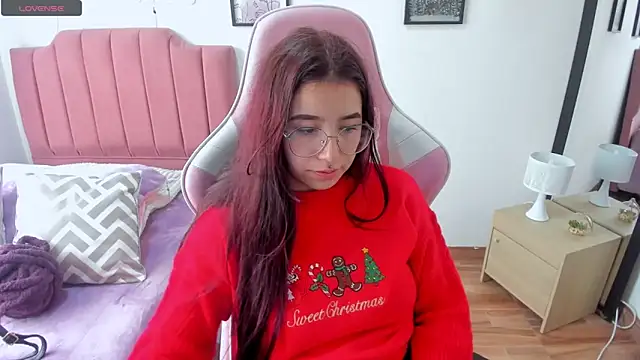 Snapshot of Amy_joones chatting on 20, 12, 2025 Amy joones online show from 20, 12, 2025