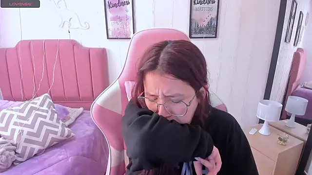 Snapshot of Amy_joones chatting on 7, 1, 2026 Amy joones online show from 7, 1, 2026