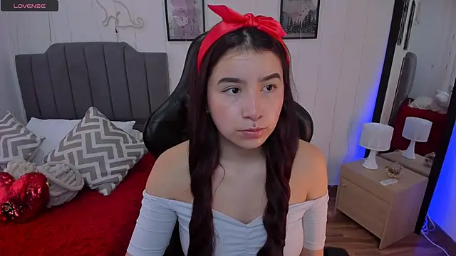 Snapshot of Amy_joones chatting on 2, 2, 2026 Amy joones online show from 2, 2, 2026