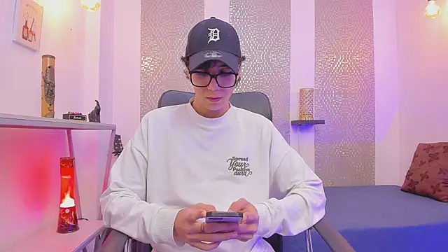 Nikolay Gregori online show from 17, 10, 2025